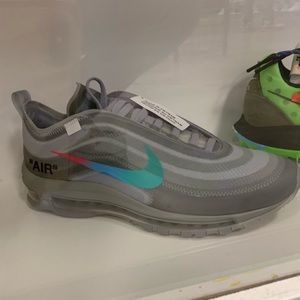 Meet your Posher, Tom